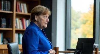 Der Politiker über die Gesetzgebung zur Unterstützung (9/10)